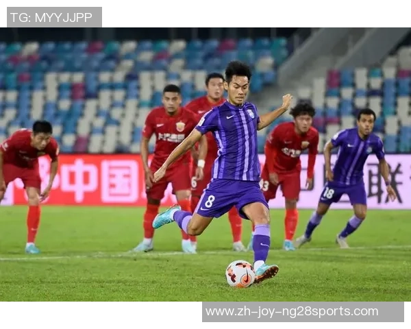 赵英杰在足球场上的传奇之路与成长故事解析